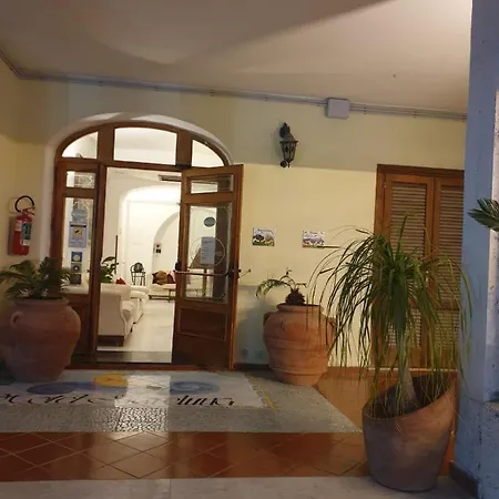 Mareluna Ischia 3*