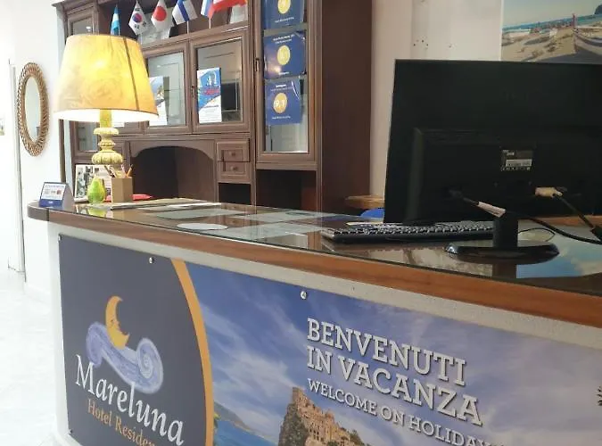 Mareluna Ischia 3* Форио