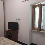 Mareluna Ischia Hotel apartamentowy 3*