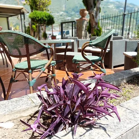 Lejlighedshotel Mareluna Ischia