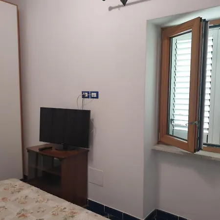Mareluna Ischia Apart Otel 3*