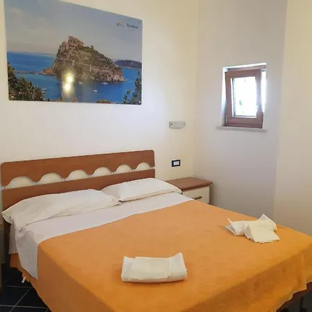 Mareluna Ischia Aparthotel *