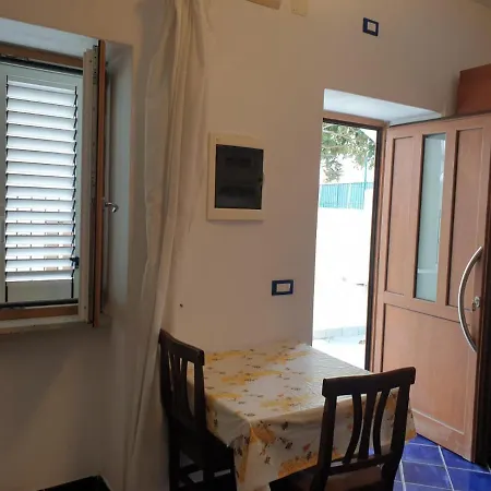 Mareluna Ischia Aparthotel *