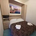 Mareluna Ischia Lägenhetshotell Forio di Ischia