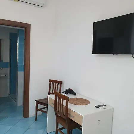 Mareluna Ischia Aparthotel 3*