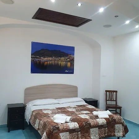 Mareluna Ischia 3* Forio di Ischia