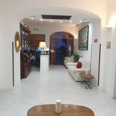 Mareluna Ischia Aparthotel Forio di Ischia