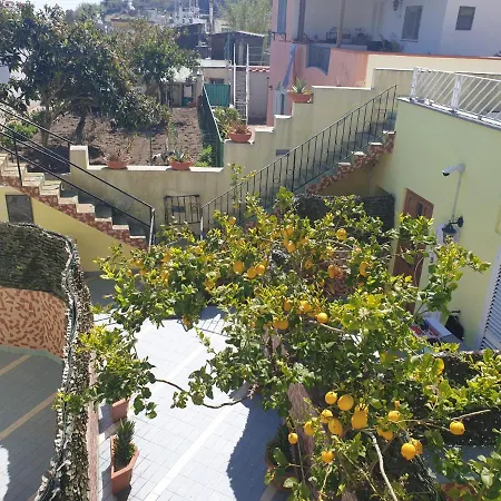 Mareluna Ischia 3*